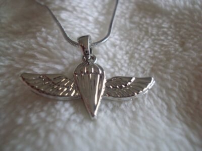 IDF PARATROOPS PENDANT